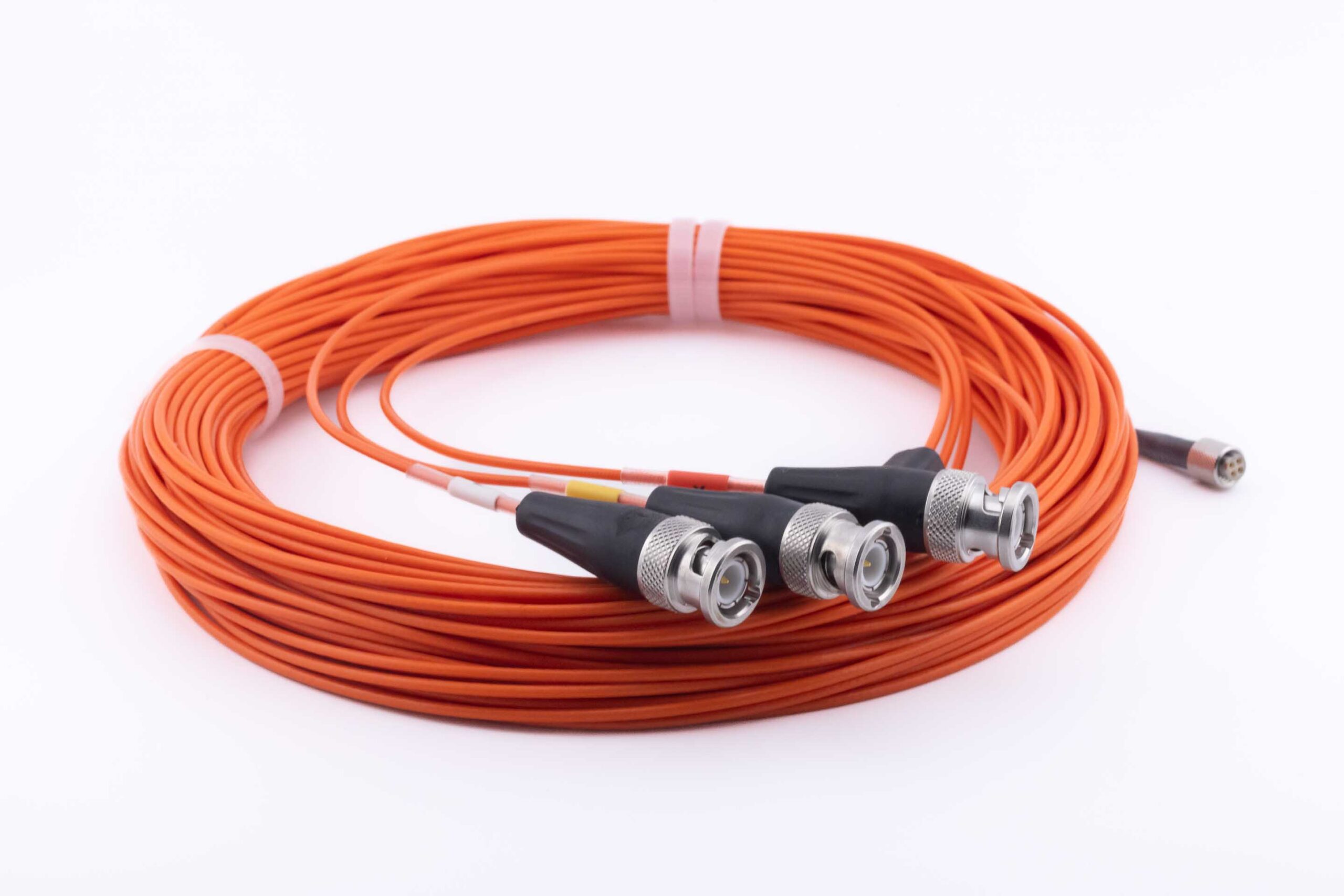 Titans Cable | KT-03FB27-x-o | Tri-BNC high-temp - low-noise